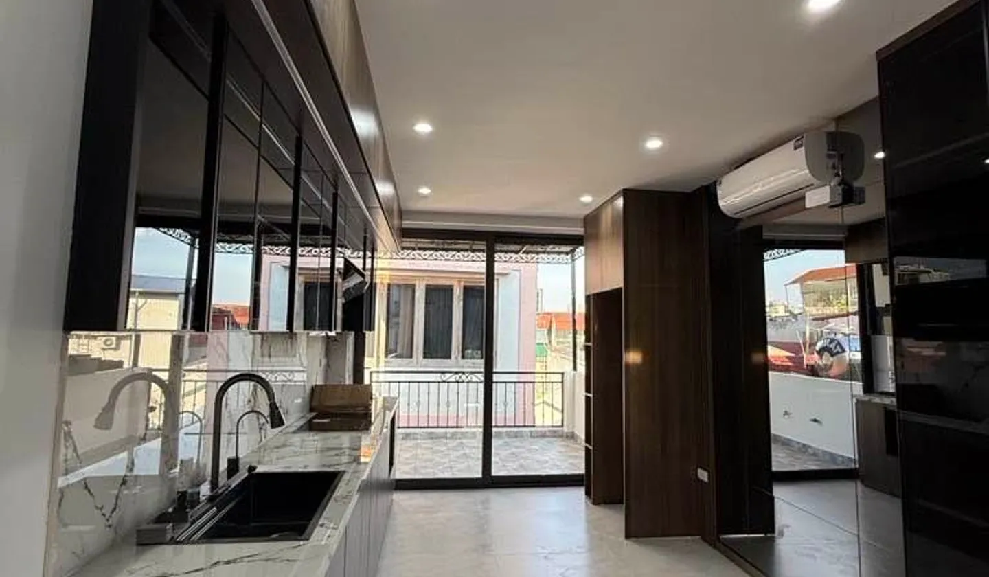 Nhà 6 tầng có thang máy, chuẩn sống sang xịn tại trung tâm... Bán nhà riêng tại Vĩnh Tuy, Hà Nội 01
