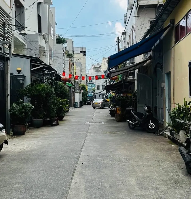 BÁN NHÀ C4 QUẬN 10, ĐƯỜNG TÔ HIẾN THÀNH, hẻm 6m xe hơi tránh, DT(3,5 x 16) - Giá 12,5 tỷ... Bán nhà riêng tại Hòa Hưng, Hồ Chí Minh 01