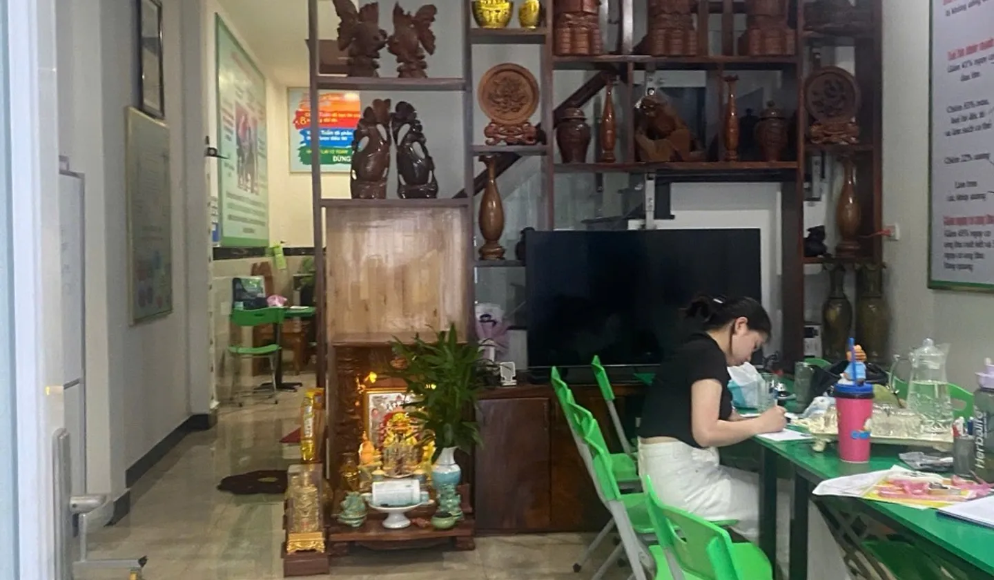 HẺM XE HƠI ĐẬU CỬA- NGAY CHUNG CƯ 4S- LINH ĐÔNG- PHẠM VĂN ĐỒNG- 62M2- 3 TẦNG Ở NGAY- 7.7 TỶ... Bán nhà riêng tại Hiệp Bình, Hồ Chí Minh 01