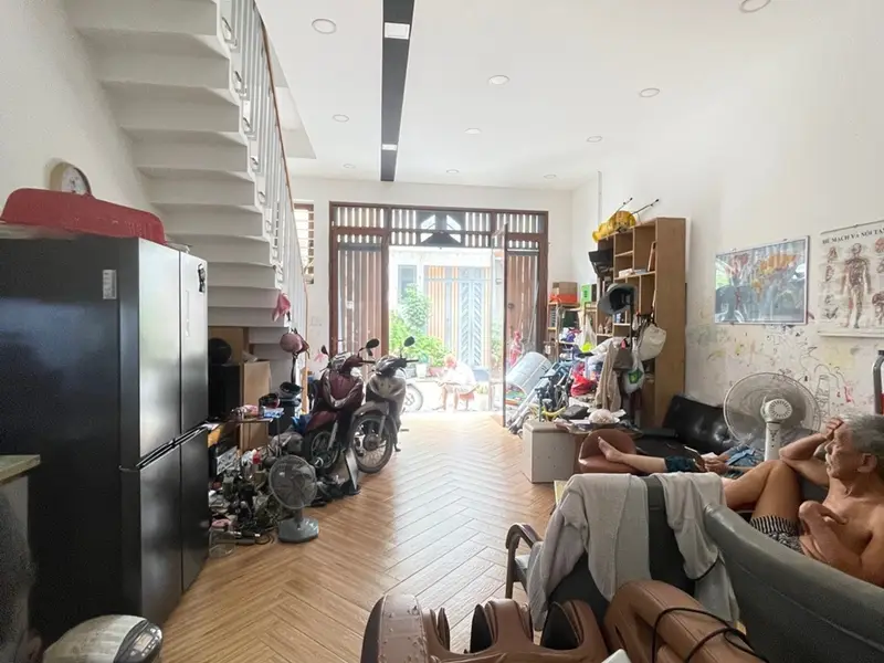 Nhà 3 tầng 50m2 tại Bình Hưng Hoà, giá 6.4 tỷ, 4PN 4WC tiện nghi... Bán nhà riêng tại Bình Hưng Hòa, Hồ Chí Minh 01