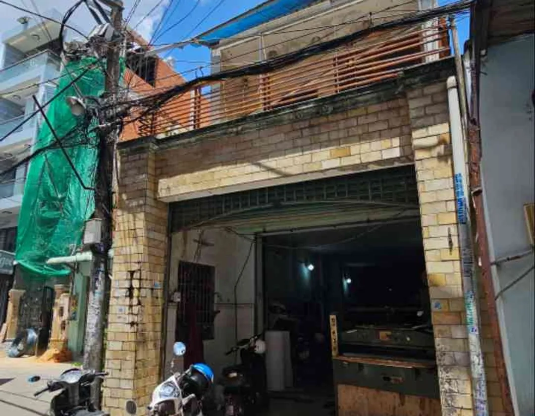 Nhà 2 tầng siêu thoáng tại Bình Long giá cực sốc... Bán nhà riêng tại Phú Thọ Hòa, Hồ Chí Minh 01