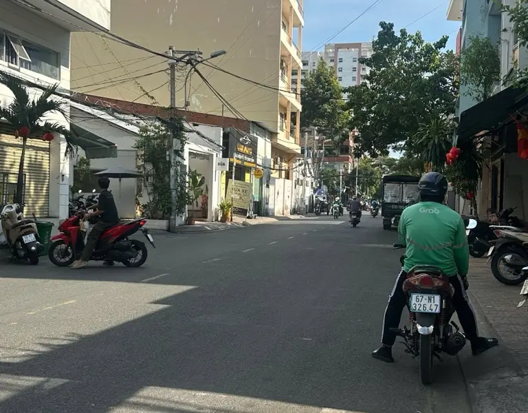 Bán nhà 2 tầng, 2 phòng ngủ, diện tích 22m2 tại Bàu Cát Tân Bình... Bán nhà riêng tại Bảy Hiền, Hồ Chí Minh 01