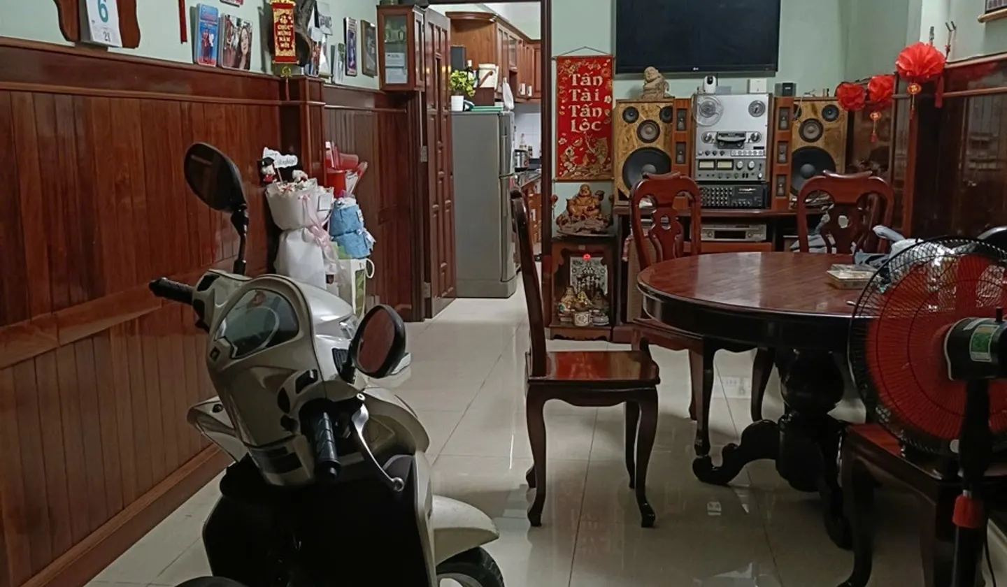 NHÀ SÁT LÊ VĂN QUỚI - NỞ HẬU - 72M2 - NHỈNH 4TỶ - HẺM Ô TÔ... Bán nhà riêng tại Bình Hưng Hòa, Hồ Chí Minh 01