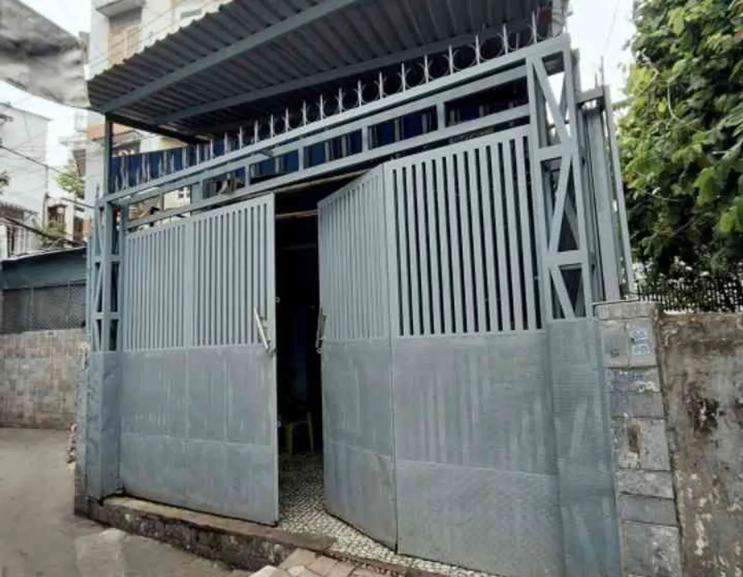 Bán nhà tặng đất, gần 60m2 nhà cũ tiện xây mới, ngang 4m nở 4.1m. Bình Thạnh giáp q1... Bán nhà riêng tại Thạnh Mỹ Tây, Hồ Chí Minh 01