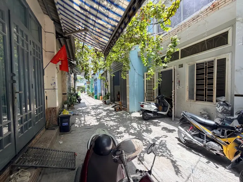 Bán nhà 2 tầng 48m2 khu Gò Xoài, 3 phòng ngủ, giá 5,5 tỷ... Bán nhà riêng tại Bình Hưng Hòa, Hồ Chí Minh 01