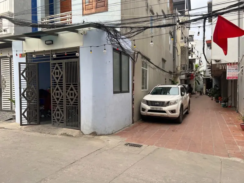 Nhà Lô Góc Ngõ Thông Ô Tô Đỗ Sát - Đón Ánh Sáng Tự Nhiên Tràn Đầy... Bán nhà riêng tại Hải An, Hải Phòng 01