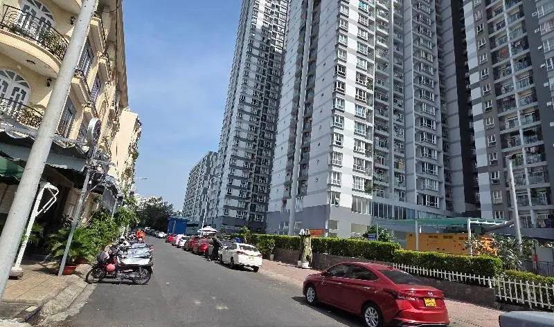 Nhà mặt phố 4 tầng mặt tiền 4m tại Bình Phú 1, giá 11,7 tỷ... Bán nhà mặt phố tại Bình Phú, Hồ Chí Minh 01