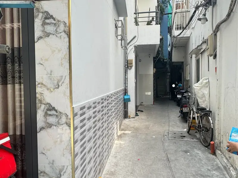 Bán nhà 3 tầng mới đẹp góc 2 mặt tiền hẻm xe hơi tại Lạc Long Quân, Tân Bình... Bán nhà riêng tại Bảy Hiền, Hồ Chí Minh 01