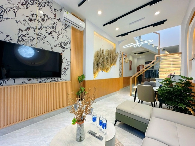 Bán nhà mặt tiền đường Nam Hòa, phường Phước Long A, Quận 9, DT 52m2, nhỉnh 4 tỷ tại Hồ Chí Minh 01