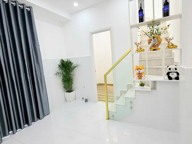 NHÀ MỚI 2 TẦNG - HỒNG LẠC - TÂN BÌNH - GẦN MT - 19 M2 - VUÔNG ĐẸP HOÀN CÔNG ĐỦ - TẶNG FULL NỘI THẤT... Bán nhà riêng tại Bảy Hiền, Hồ Chí Minh 01