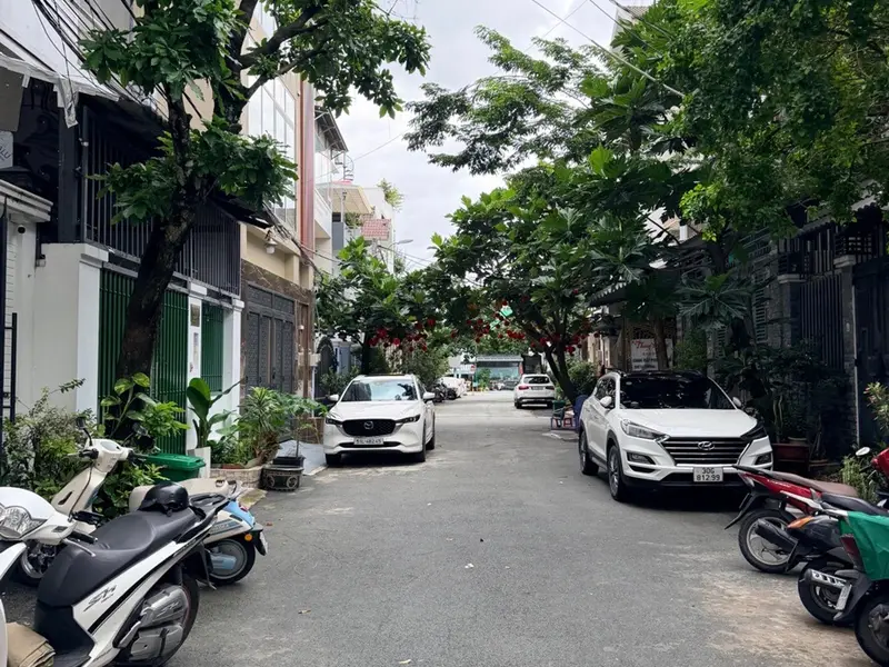 Bán nhà riêng xã Nhà Bè, TP. Hồ Chí Minh, 4 tầng, 6 phòng ngủ, xe hơi ra vào thuận tiện... Bán nhà riêng tại Nhà Bè, Hồ Chí Minh 01