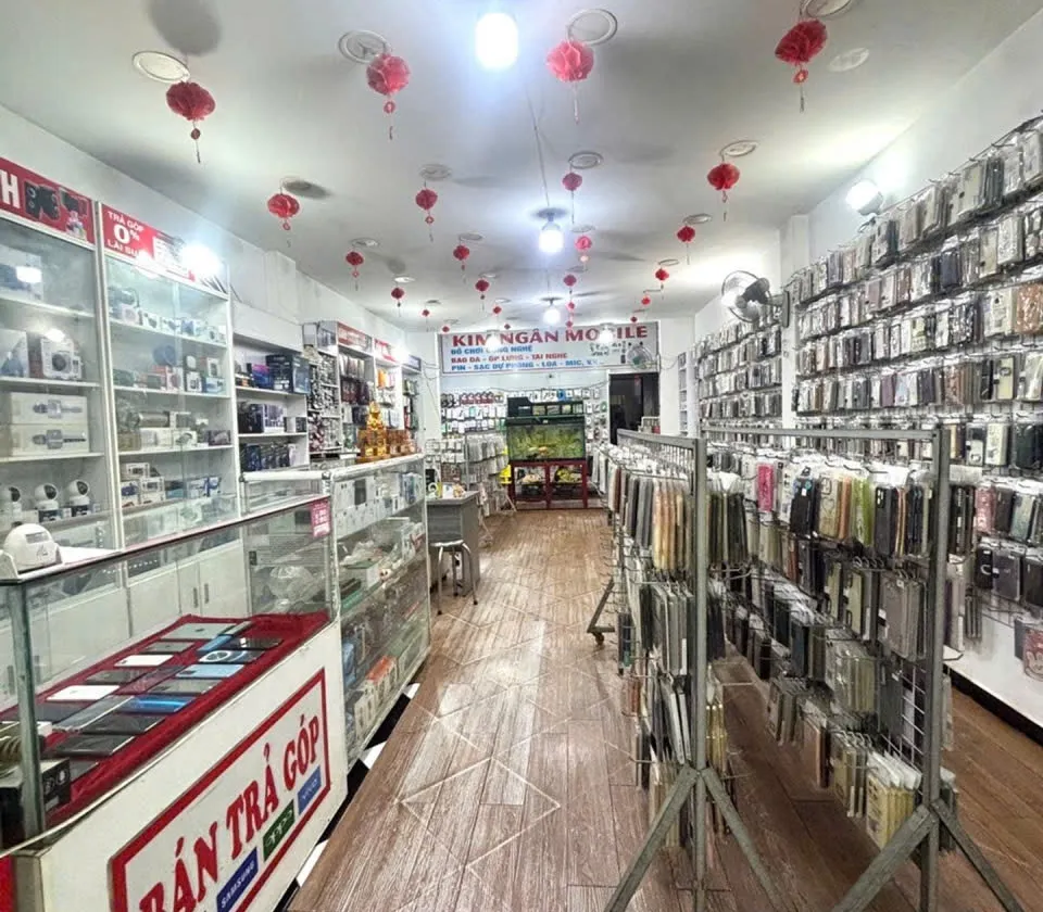 MẶT TIỀN KINH DOANH SẦM UẤT NGÀY ĐÊM LÊ VĂN QUỚI GẦN 4 XÃ -CẦN BÁN GẤP GIÁ TỐT NHẤT KHU VỰC... Bán nhà mặt phố tại Bình Trị Đông, Hồ Chí Minh 01
