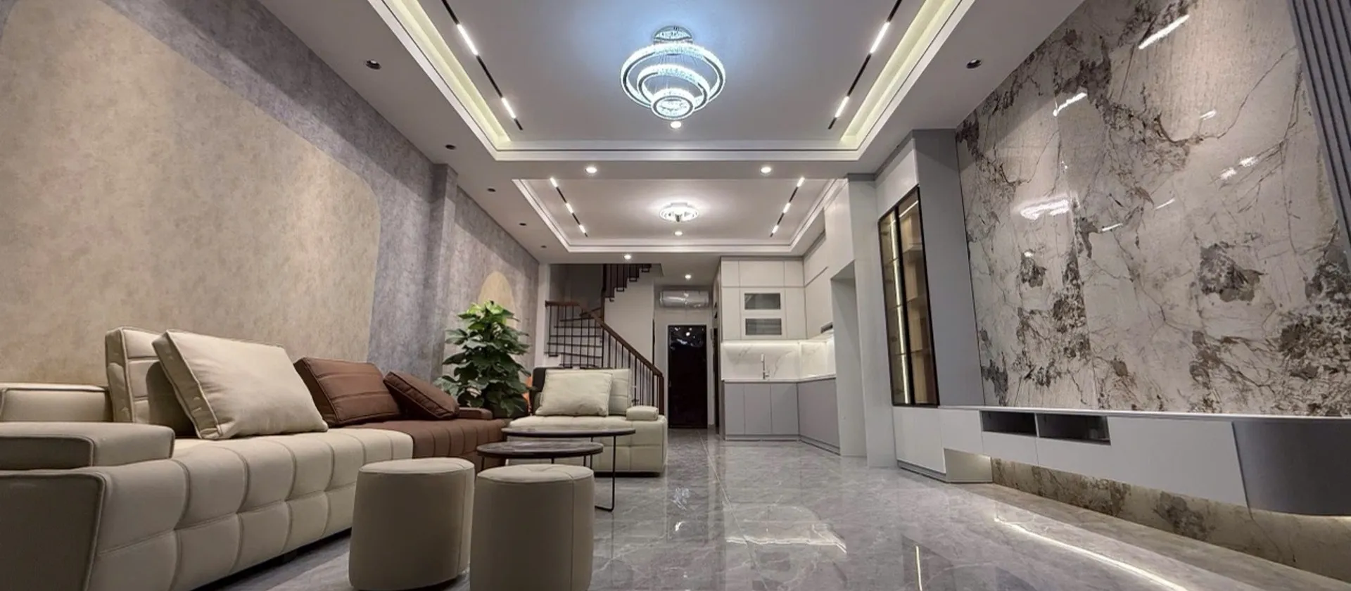 Quanh 12 tỷ sở hữu nhà Ngọc Thuỵ 66m2 x 6 tầng thang máy, full nội thất gần trường quốc tế Pháp... Bán nhà riêng tại Bồ Đề, Hà Nội 01