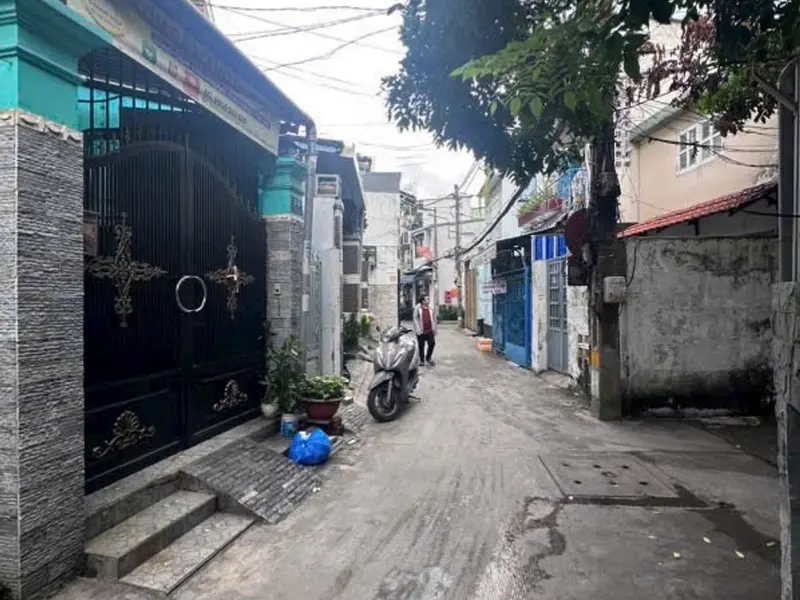 - Khu vực trung tâm, gần ngã 5 chuồng cún, chợ Gò Vấp, Cityland, sân bay 5p, trường đại học, tiện... Bán nhà mặt phố tại Hạnh Thông, Hồ Chí Minh 01