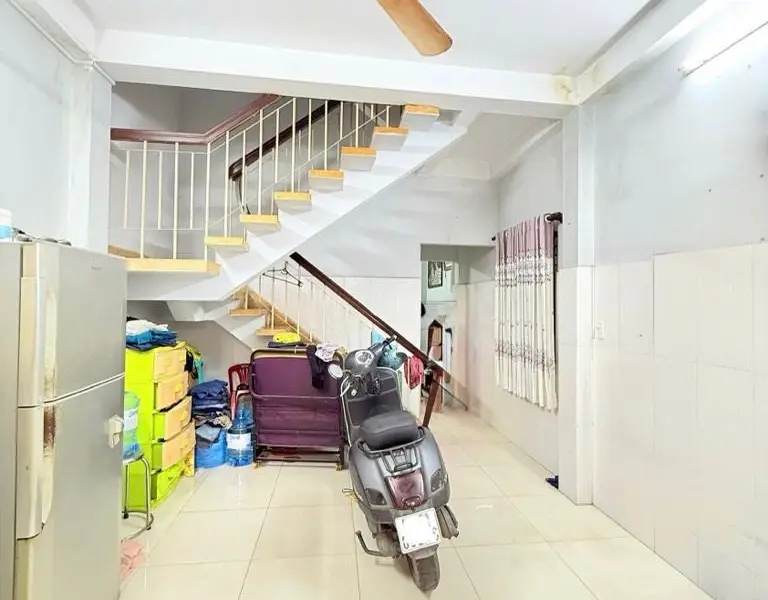 Nhà 4 Tầng Có 5 Phòng Ngủ Tại Trung Tâm Phú Nhuận Giá Mềm... Bán nhà riêng tại Đức Nhuận, Hồ Chí Minh 01