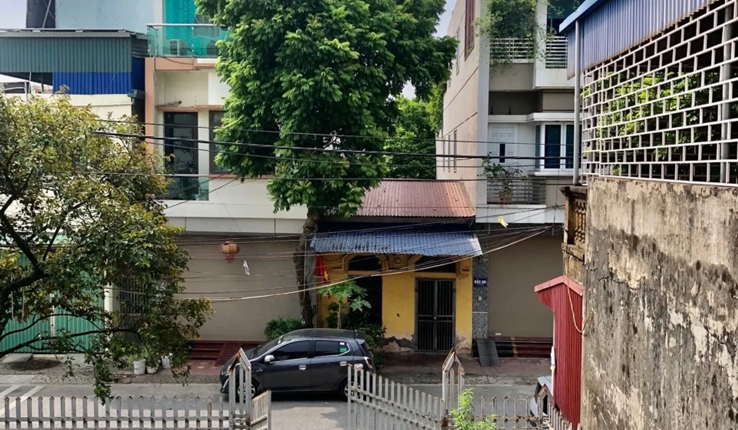 bán biệt thự sân vườn . đẹp . diện tích lớn. ngay tại vòng xuyến yên mỹ... Bán nhà mặt phố tại Yên Mỹ, Hưng Yên 01