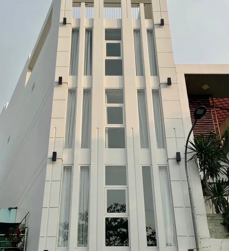 MẶT TIỀN ĐẲNG CẤP KHU ĐỆ NHẤT KHÁCH SẠN TÂN BÌNH- 6 TẦNG THANG MÁY- 11 CHDV CAO CẤP- D.THU 2 TỶ/NĂM... Bán nhà mặt phố tại Tân Sơn Nhất, Hồ Chí Minh 01