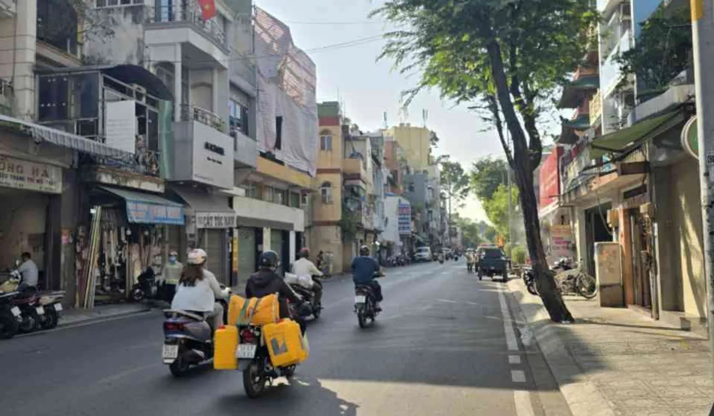 Bán nhà riêng tại phường Sư Vạn Hạnh, 4 tầng, 3 phòng ngủ, pháp lý rõ ràng... Bán nhà riêng tại Vườn Lài, Hồ Chí Minh 01