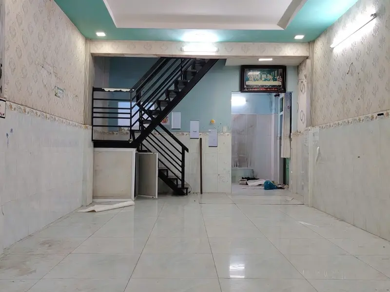 Nhà 2 tầng hẻm xe hơi, khu Tân Bình yên tĩnh... Bán nhà riêng tại Tân Hòa, Hồ Chí Minh 01