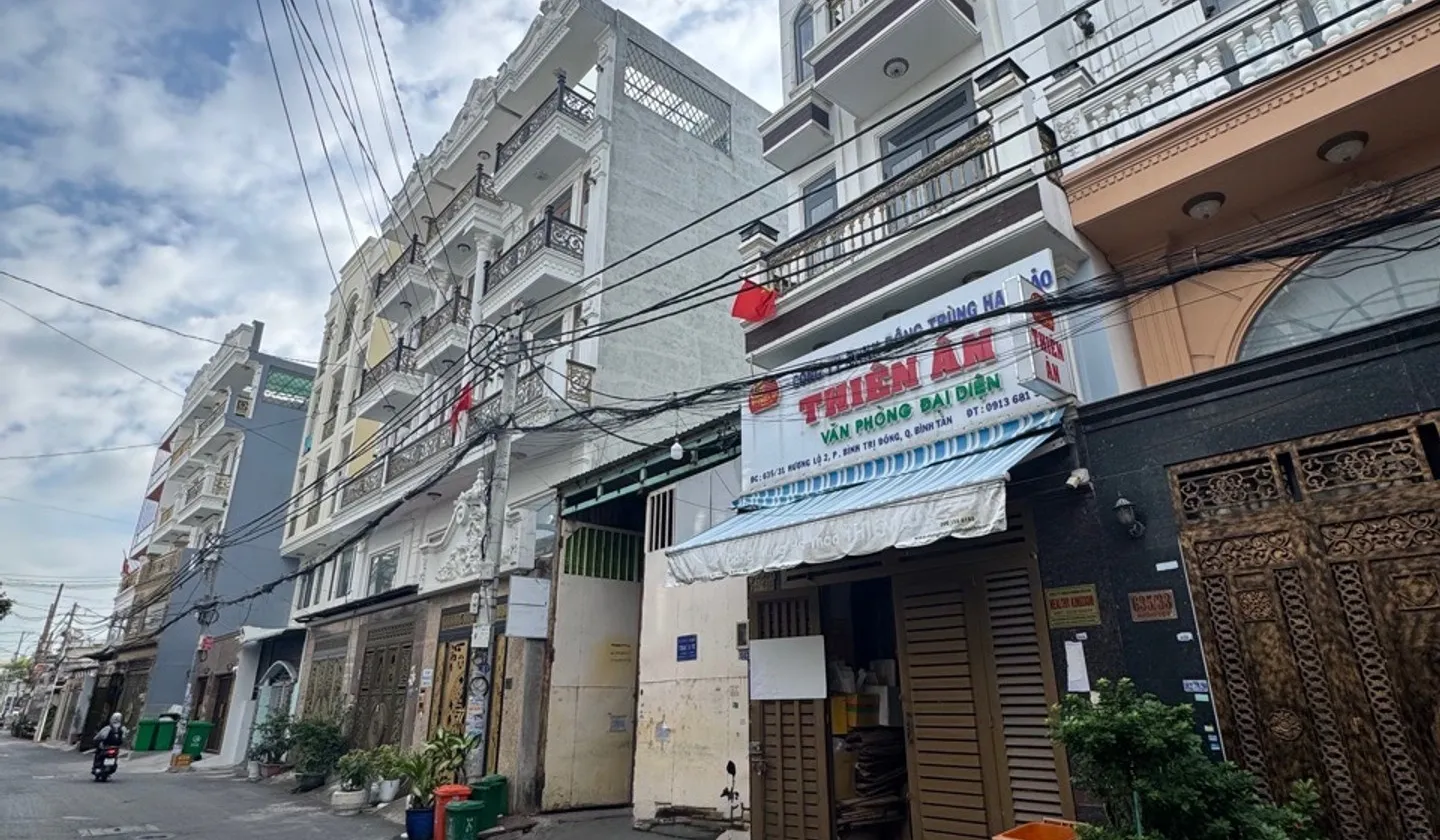 Sát TÊN LỬA (4x16) 6 TẦNG CÓ THANG MÁY HẺM 10m Nhỉnh 8,❌... Bán nhà riêng tại Bình Trị Đông, Hồ Chí Minh 01