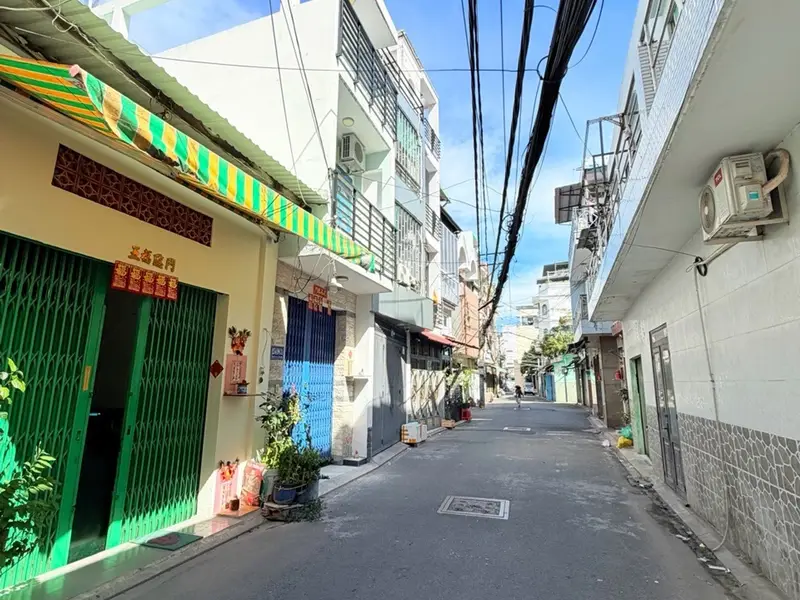 Còn Duy N.hất 1 Lô 4M x19.5M, Ngay Vòng Xoay LÊ ĐẠI HÀNH - Hẻm 5M, Xe Hơi Vô Nhà - Chỉ 8.2 Tỏi... Bán đất tại Tân Hòa, Hồ Chí Minh 01