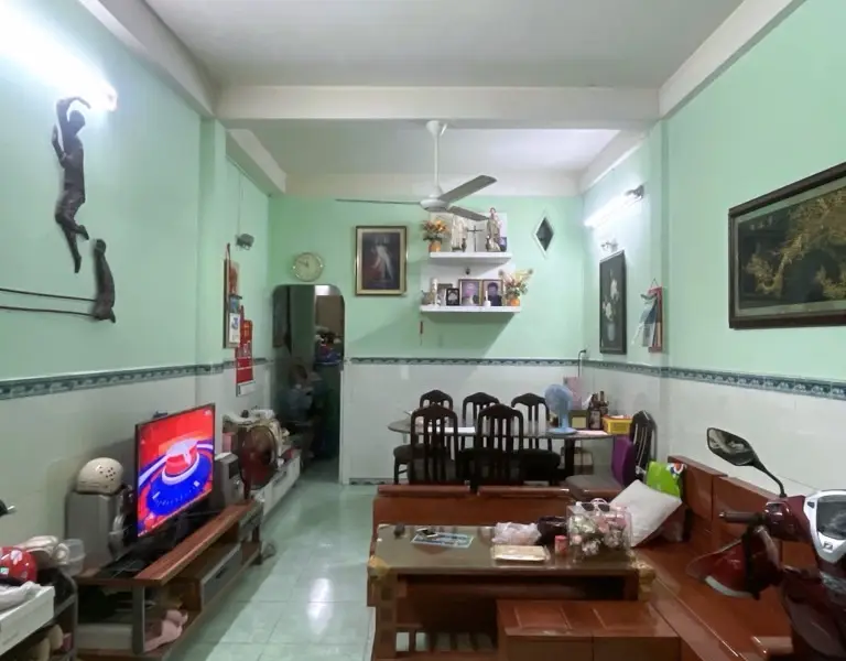 Nhà 4 tầng kiên cố tại quận 10 với không gian sống lý tưởng... Bán nhà riêng tại Diên Hồng, Hồ Chí Minh 01