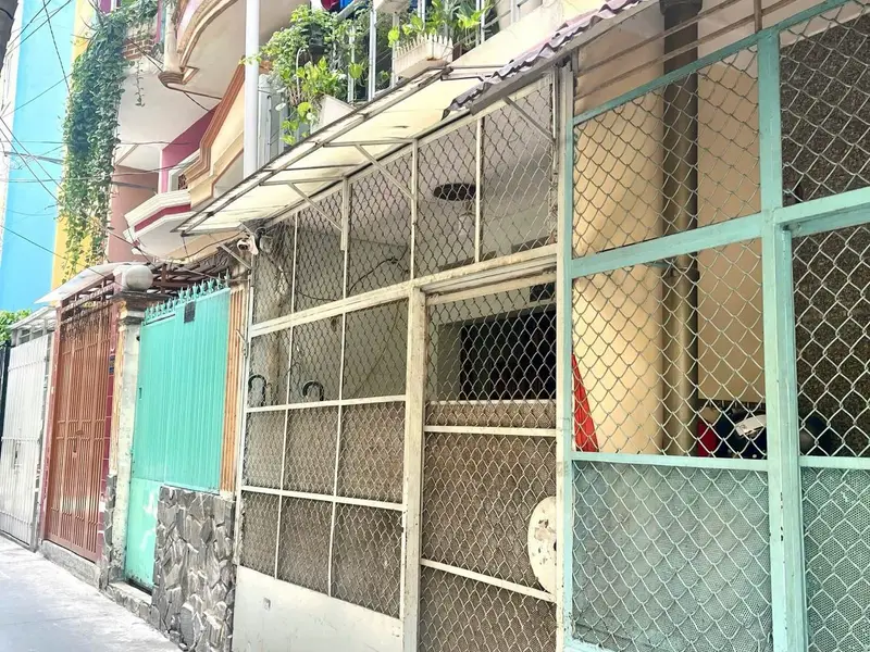 Nhà giá tốt giữa trung tâm Quận 10, tiện ích ngập tràn... Bán nhà riêng tại Vườn Lài, Hồ Chí Minh 01