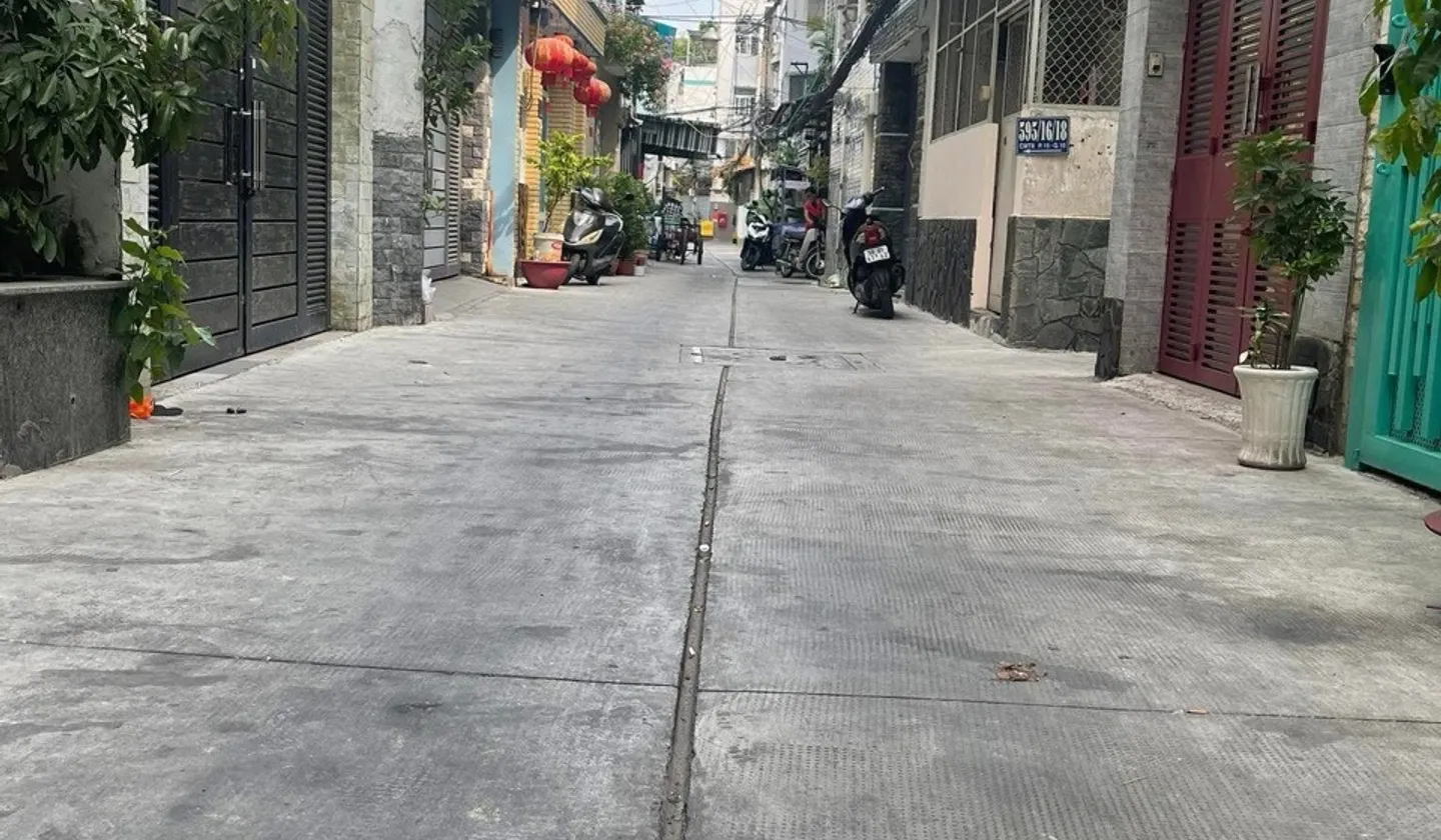 Nhà 2 mặt tiền trung tâm Quận 10, hẻm xe hơi, 4 tầng, 5 phòng ngủ... Bán nhà riêng tại Hòa Hưng, Hồ Chí Minh 01