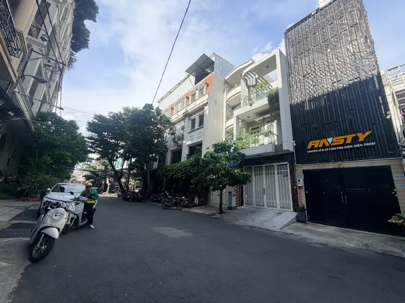Nhà 5 tầng hiện đại, hẻm rộng, gần trung tâm Bình Thạnh... Bán nhà riêng tại Thạnh Mỹ Tây, Hồ Chí Minh 01
