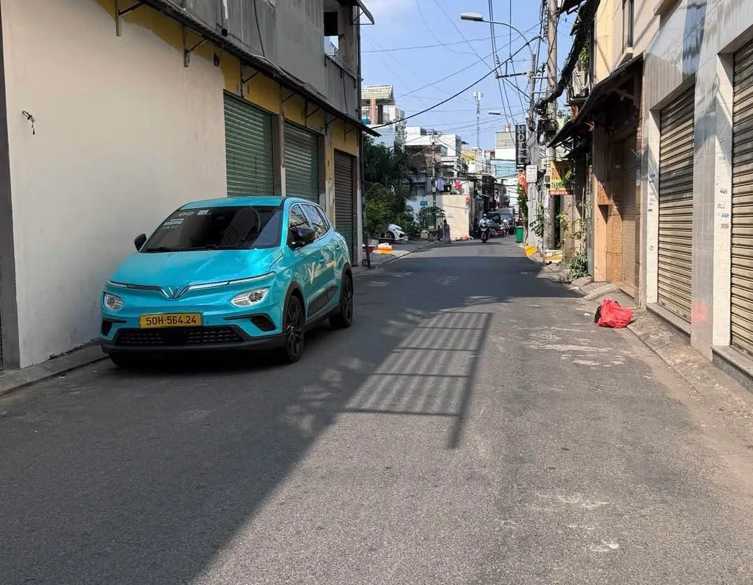 Nhà mặt tiền Tân Phú 4 tầng, 4 phòng ngủ, giá 10 tỷ... Bán nhà mặt phố tại Tân Phú, Hồ Chí Minh 01