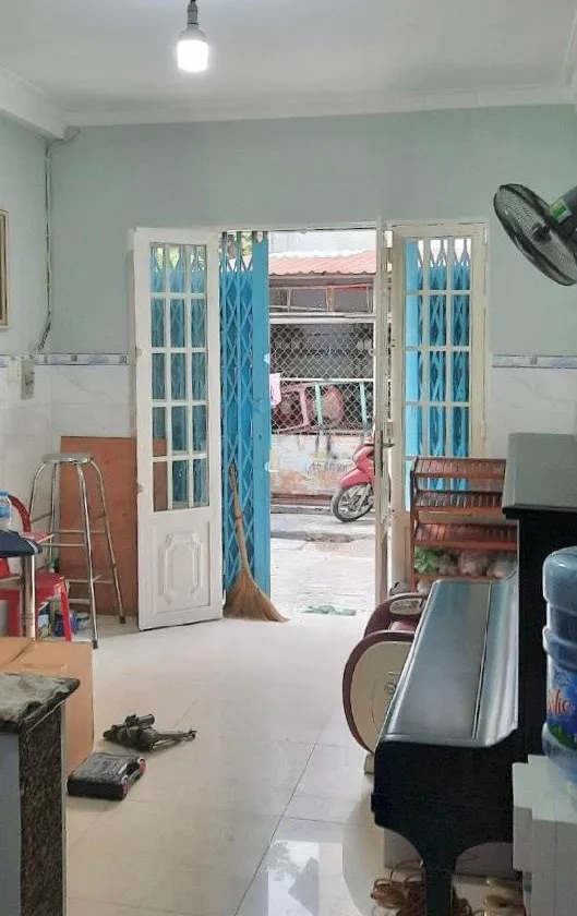 Nhà 3 tầng riêng, hẻm xe tải, quận 10 giá 3.95 tỷ... Bán nhà riêng tại Hòa Hưng, Hồ Chí Minh 01