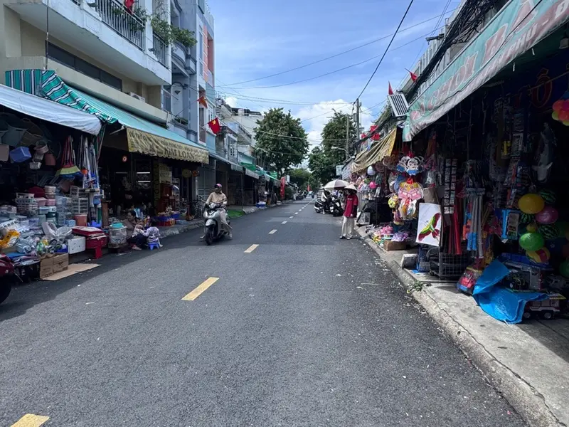 Bán shophouse 23m2 mặt tiền 2.8m tại Đinh Liệt, giá 2.55 tỷ... Bán Shophouse tại Phú Thọ Hòa, Hồ Chí Minh 01