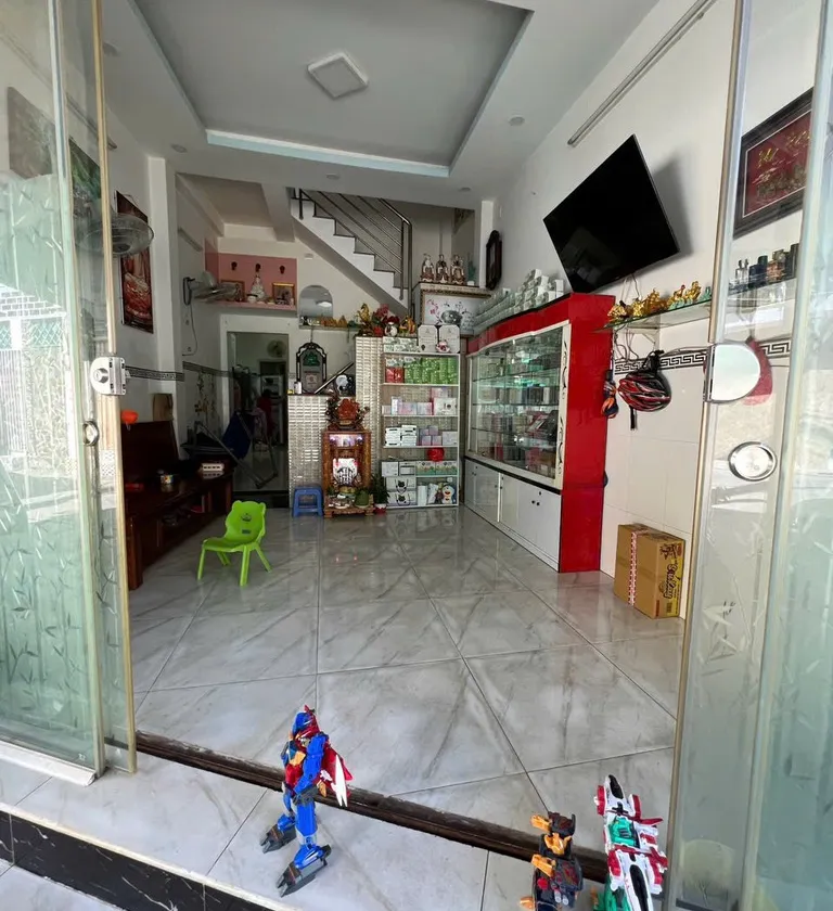Bán nhà riêng 3 tầng 32.7m2 tại phường Bình Thới, thuận tiện kinh doanh... Bán nhà riêng tại Bình Thới, Hồ Chí Minh 01
