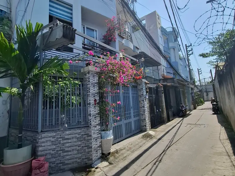 Nhà Riêng 4 Tầng Hiện Đại Gò Cẩm Đệm - Sống Xịn, Tậu Ngay!... Bán nhà riêng tại Bảy Hiền, Hồ Chí Minh 01