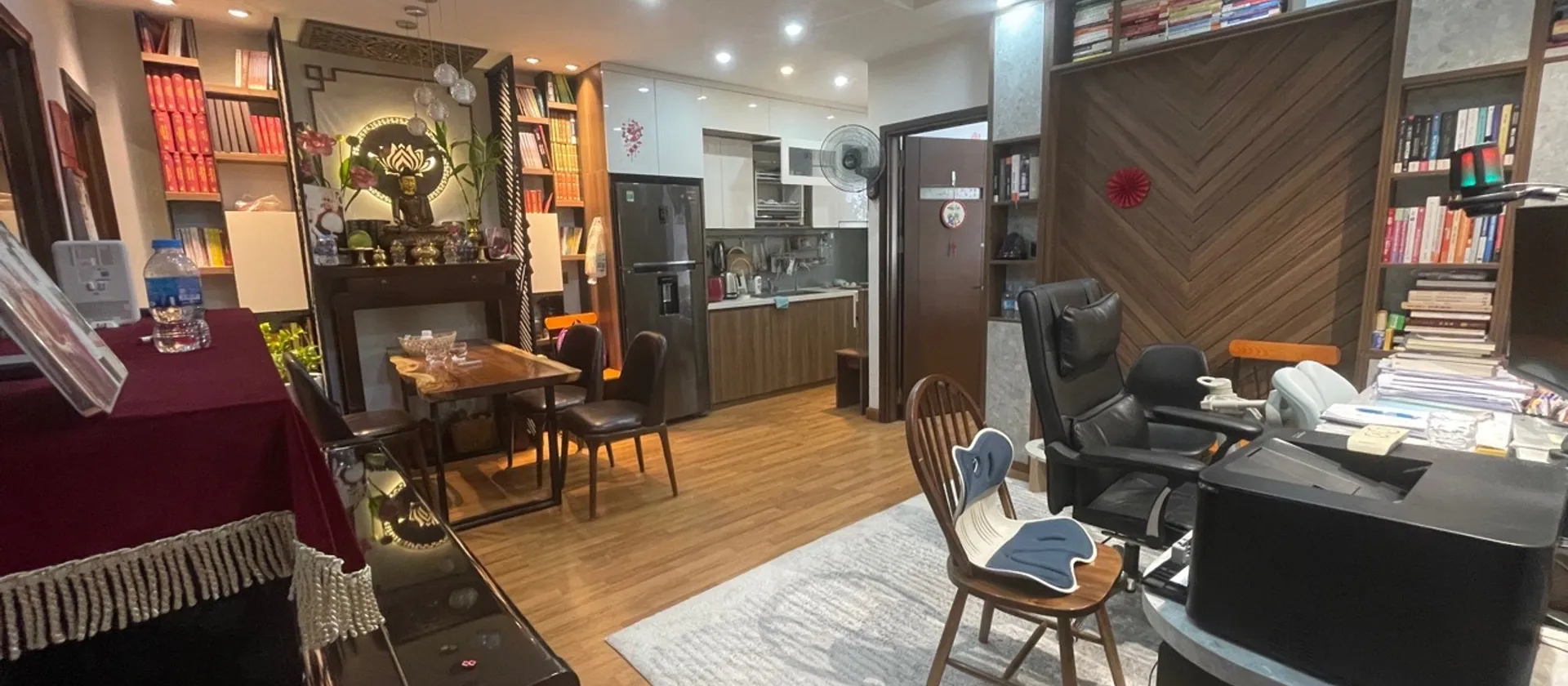 Bán căn hộ 2 phòng ngủ trung tâm quận Cầu Giấy, tầng trung đẹp, full nội thất cao cấp... Bán căn hộ chung cư tại Yên Hòa, Hà Nội 01