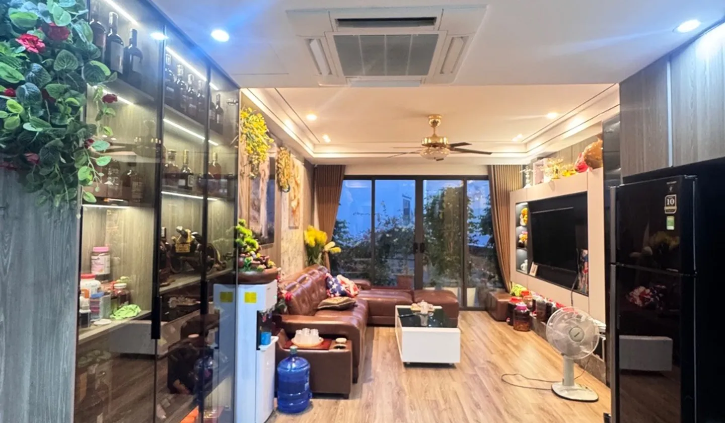 Nhà phố 6 tầng có thang máy, nội thất tặng kèm tại phường Long Biên, Hà Nội... Bán nhà riêng tại Long Biên, Hà Nội 01