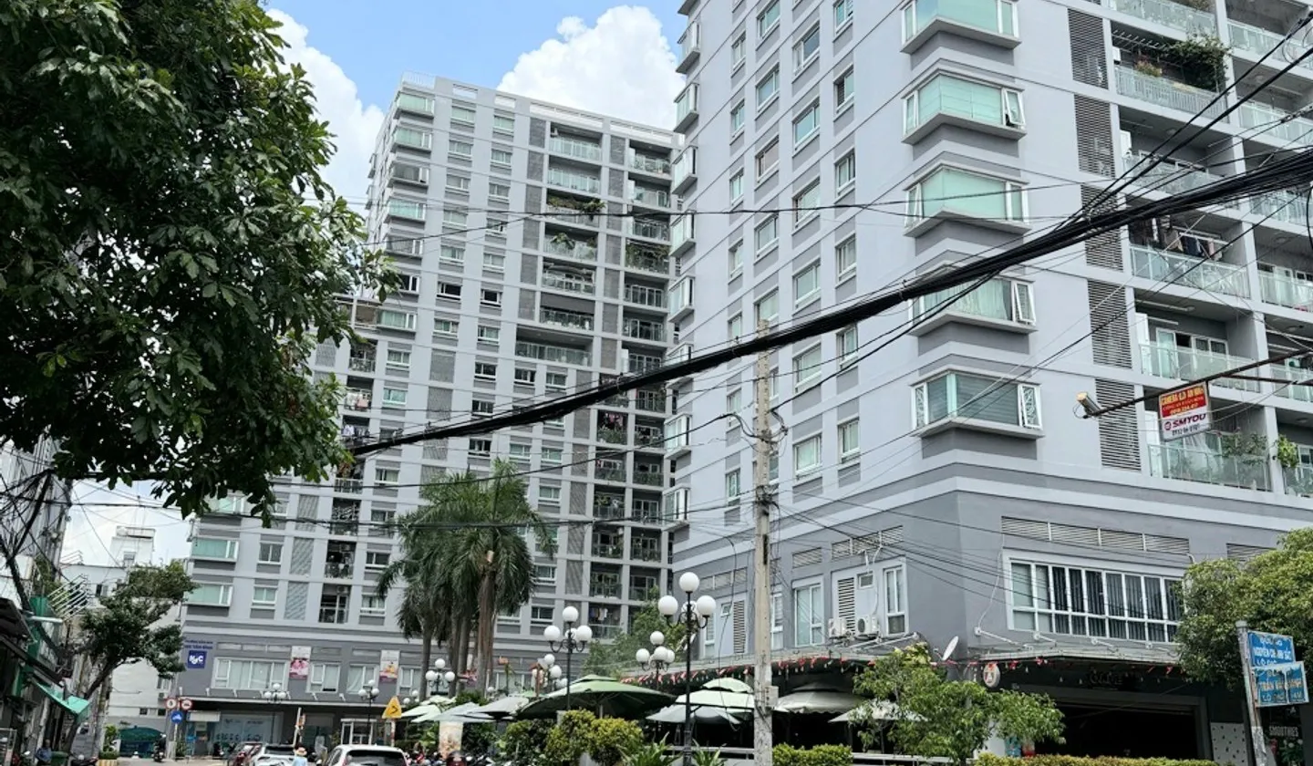 Siêu phẩm nhà mặt phố 5 tầng mặt tiền rộng 11m tại quận Tân Bình... Bán nhà mặt phố tại Tân Bình, Hồ Chí Minh 01