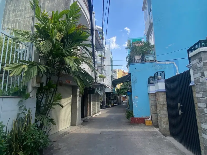 Nhà riêng 3 tầng rộng 136m² tại Quận 6, hẻm xe tải thông thoáng... Bán nhà riêng tại Phú Lâm, Hồ Chí Minh 01