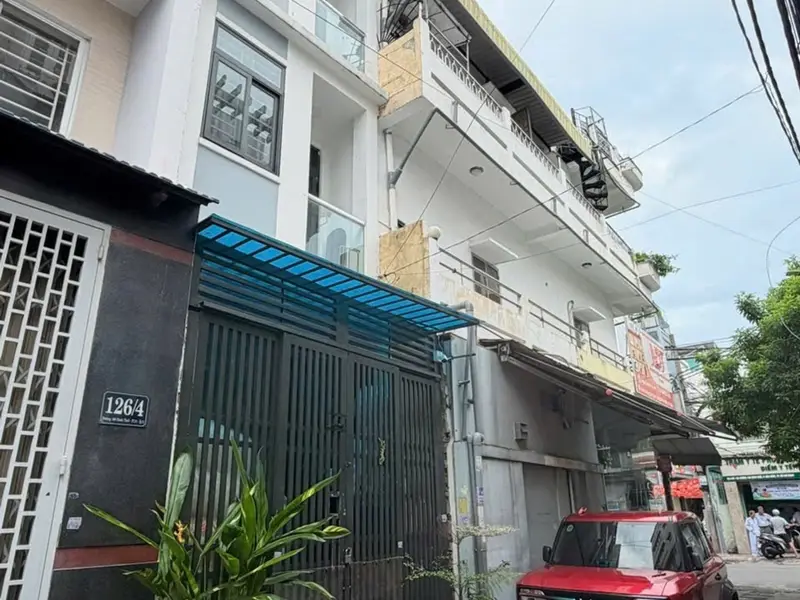 Nhà riêng 5 tầng tại phường Hòa Bình, Hồ Chí Minh giá phù hợp... Bán nhà riêng tại Hòa Bình, Hồ Chí Minh 01
