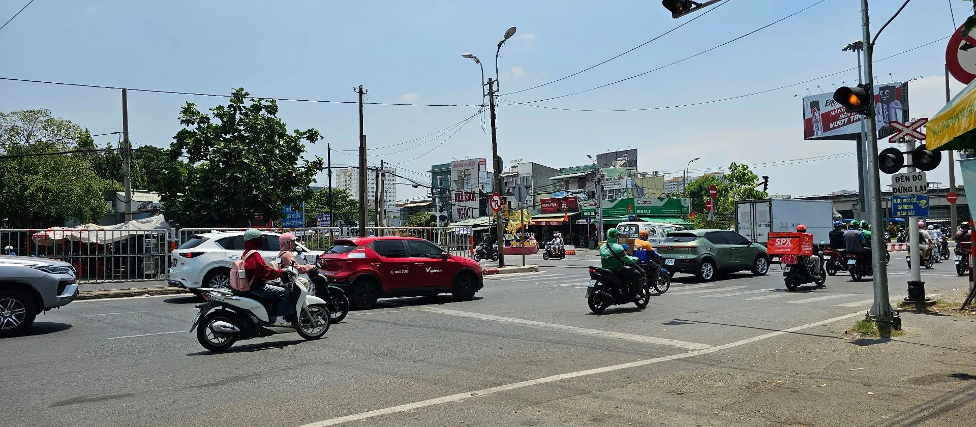 BÁ.N ĐẤT TẶNG NHÀ 134m2 - THU NHẬP 18TR/Th- NGAY VÒNG XOAY CẦU BÌNH LỢI - 7,9... Bán nhà mặt phố tại Hiệp Bình, Hồ Chí Minh 01