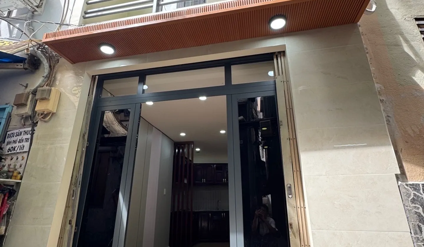 👉QUẬN 1-TRẦN HƯNG ĐẠO Chủ giảm Giá mới 5.05 TL
👉DT:26 M2 (3.5 NỞ HẬU 6.8 ×6)
👉Nhà đẹp 3 tầng gần... Bán nhà riêng tại Cầu Ông Lãnh, Hồ Chí Minh 01