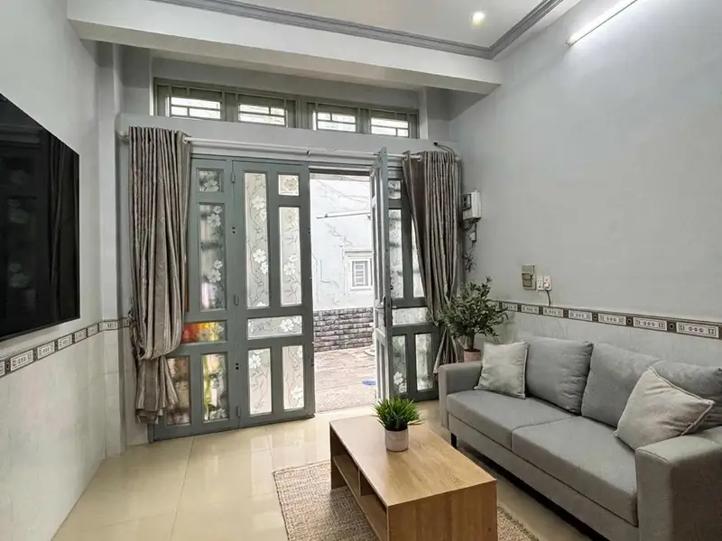 NHÀ 3 TẦNG - BẾN VÂN ĐỒN - 34m2 - Hẻm ô tô - Nở hậu tài lộc - 6.6 TỶ... Bán nhà riêng tại Khánh Hội, Hồ Chí Minh 01