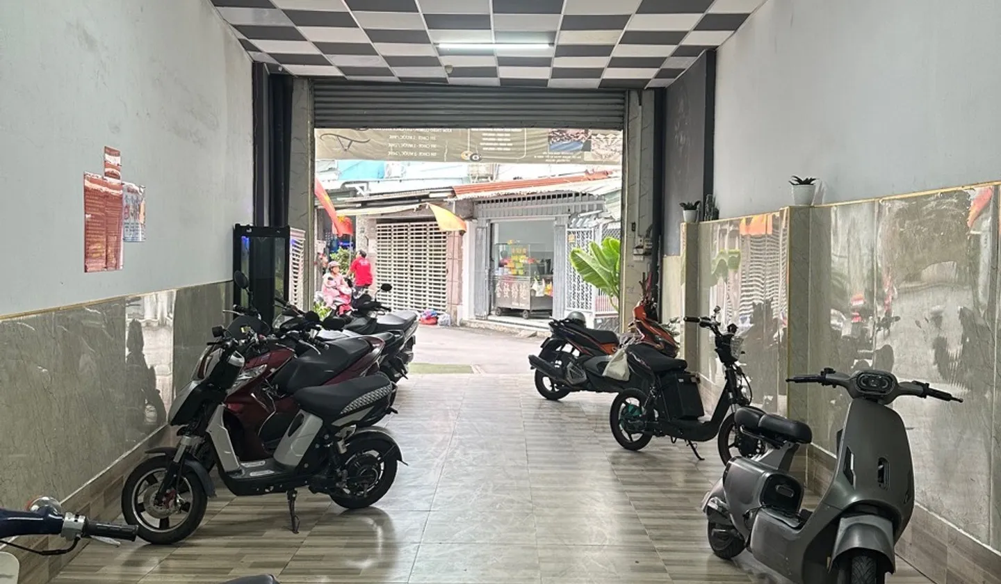 🚨🔥 HÀNG KHỦNG TRUNG MỸ TÂY – 329M² FULL THỔ CƯ – TẶNG NGUYÊN CLB BIDA ĐANG KINH DOANH! 🔥🚨... Bán nhà riêng tại Trung Mỹ Tây, Hồ Chí Minh 01
