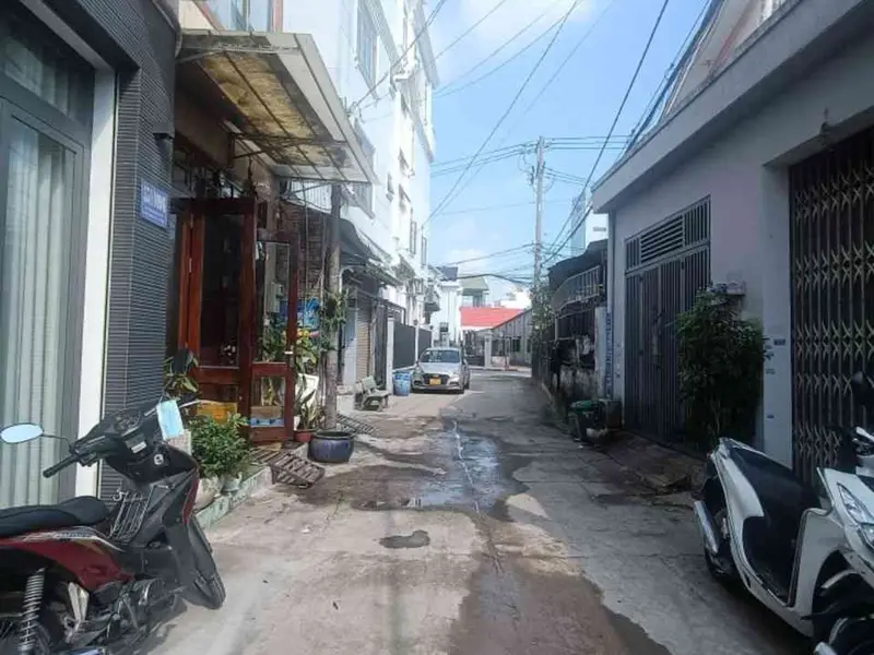 🔥 Q12 – GẦN LÊ VĂN KHƯƠNG – 64,1M² – NGANG 4M – 2 TẦNG – 3PN – 2WC – HẺM 6M Ô TÔ ĐẬU CỬA – SHR... Bán nhà riêng tại Tân Thới Hiệp, Hồ Chí Minh 01