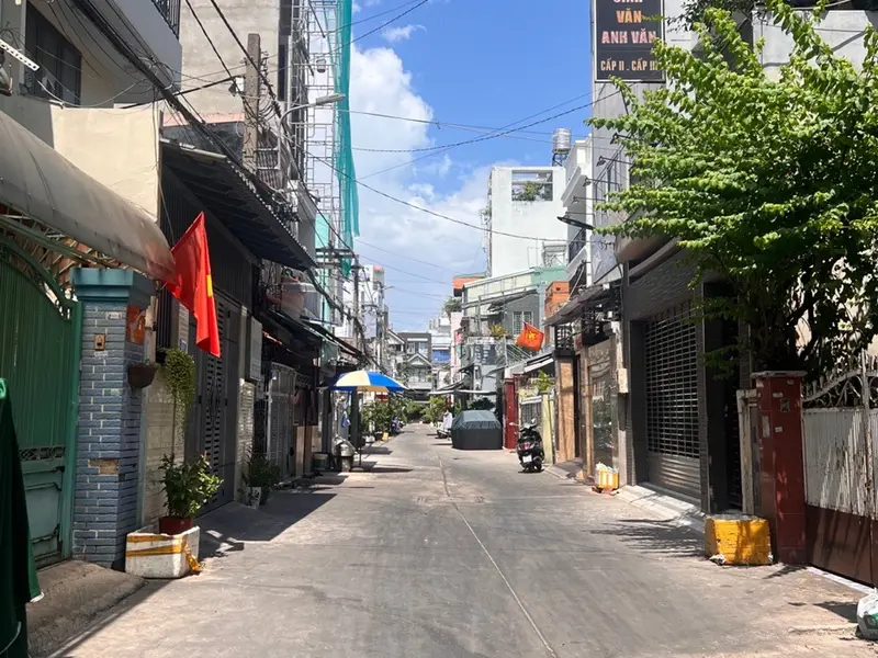 Nhà 3 tầng mặt tiền rộng gần phố ăn uống Phú Nhuận... Bán nhà riêng tại Phú Thọ Hòa, Hồ Chí Minh 01