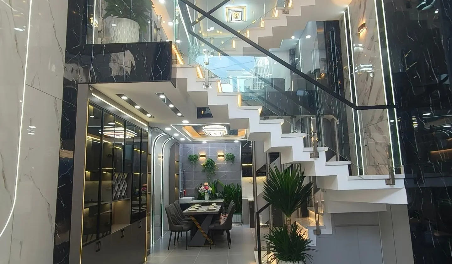 Bán nhà riêng 5 tầng trục đường Lê Văn Khương, diện tích 56m², hẻm xe hơi, nội thất đầy đủ... Bán nhà riêng tại Thới An, Hồ Chí Minh 01