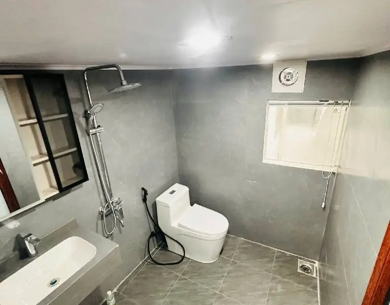 Bán nhà riêng 7 tầng khu vực Lạc Long Quân với 12 phòng khép kín và view Hồ Tây... Bán nhà riêng tại Nghĩa Đô, Hà Nội 01