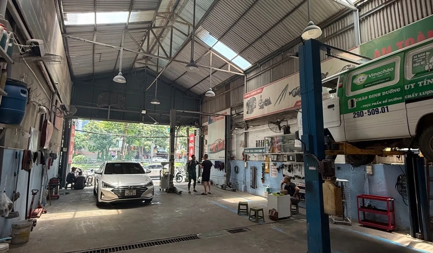 Bán nhà mặt phố Thanh Xuân, 185m2, giá tốt đầu tư kinh doanh... Bán nhà mặt phố tại Khương Đình, Hà Nội 01