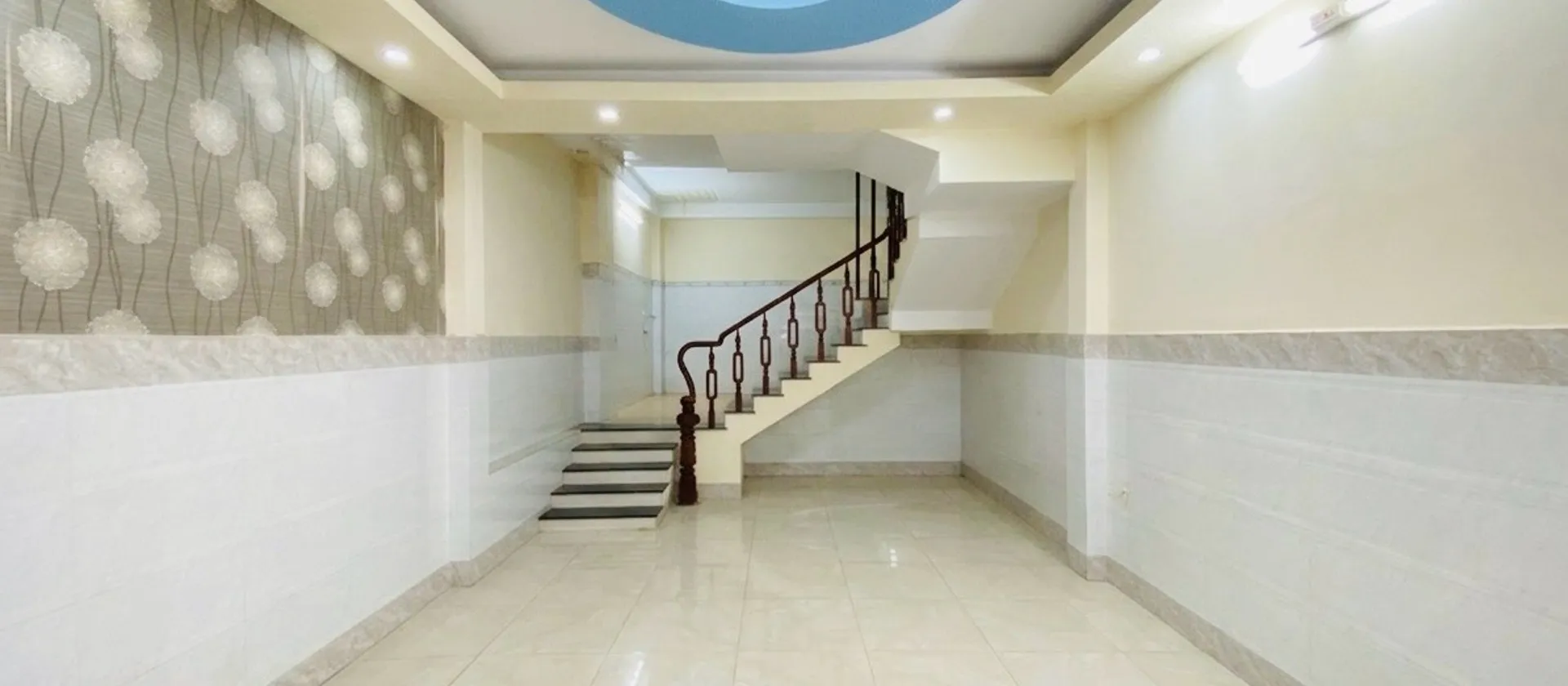 Bán Nhà Hẻm Xe Tải, Phạm Văn Chiêu,56m2, 4 tầng, 4PN,Phù Hợp Ở và Kinh Doanh... Bán nhà riêng tại An Hội Đông, Hồ Chí Minh 01