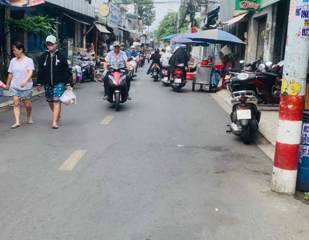 TRUNG TÂM PHƯỜNG BÌNH CHIỂU

📐 Diện tích: 94m² (ngang 4m x dài 24m)
📄 Sổ hồng riêng, vuông vức A4... Bán nhà mặt phố tại Tam Bình, Hồ Chí Minh 01